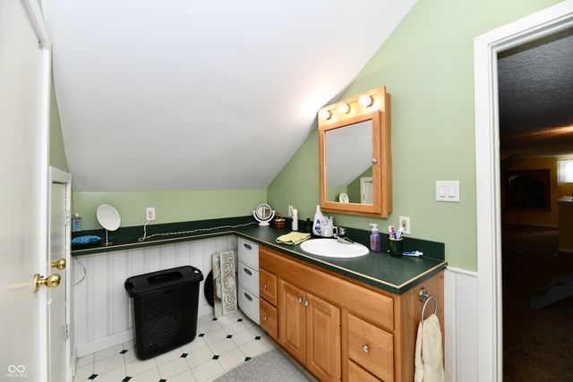 6419 E Southport Road, Indianapolis, IN 46237