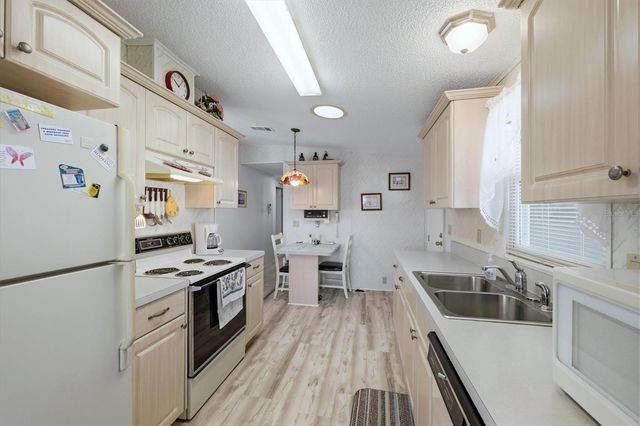 6085 SHEARWATER DRIVE, Englewood, FL 34224