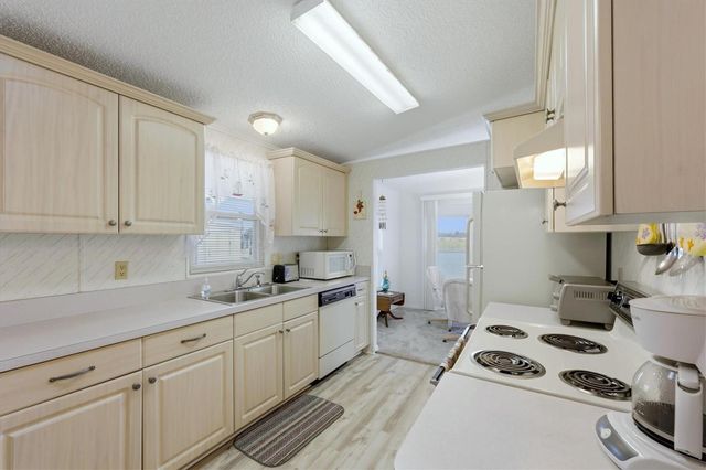 6085 SHEARWATER DRIVE, Englewood, FL 34224