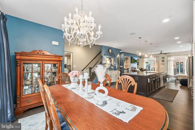 400 IRONSIDES SQ SE, Leesburg, VA 20175