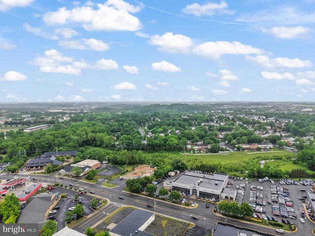 400 IRONSIDES SQ SE, Leesburg, VA 20175