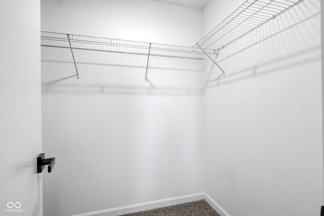 997 Golden Pond Court, Greenwood, IN 46143