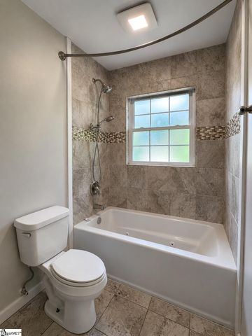 208 W North Avenue, Westminster, SC 29693