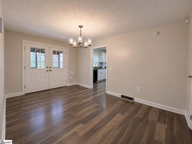 208 W North Avenue, Westminster, SC 29693