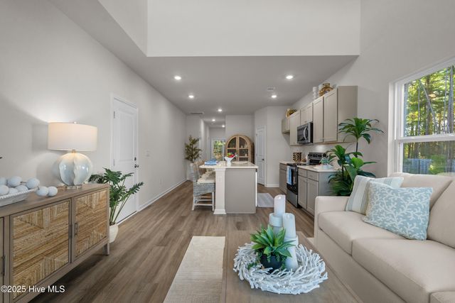 836 Palm Frond Way NW, Calabash, NC 28467