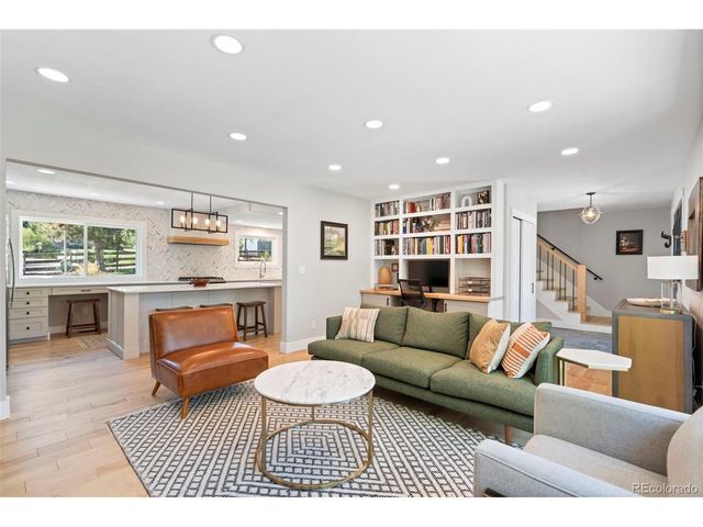 22 Foothill Ash, Littleton, CO 80127