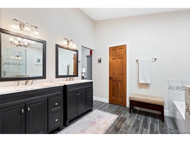 22 Foothill Ash, Littleton, CO 80127