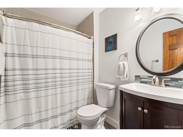 22 Foothill Ash, Littleton, CO 80127