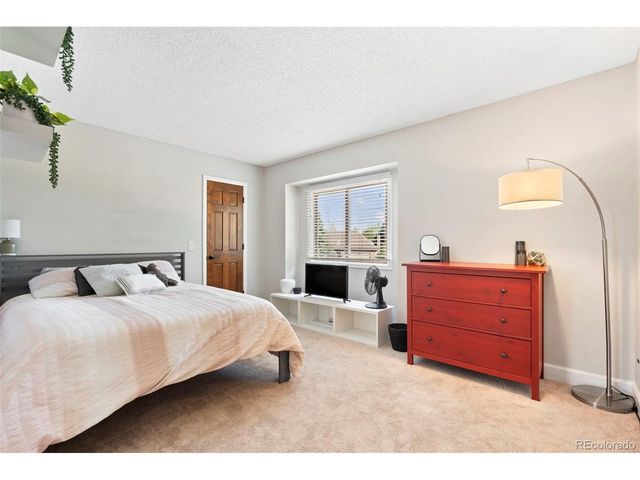 22 Foothill Ash, Littleton, CO 80127