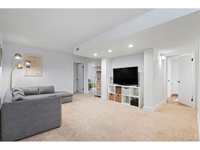 22 Foothill Ash, Littleton, CO 80127
