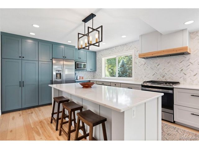 22 Foothill Ash, Littleton, CO 80127