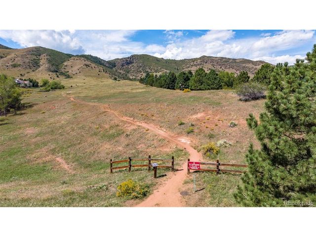 22 Foothill Ash, Littleton, CO 80127