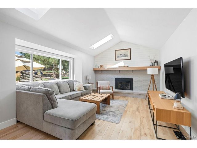 22 Foothill Ash, Littleton, CO 80127