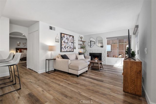 26572 Las Palmas 4, Laguna Hills, CA 92656