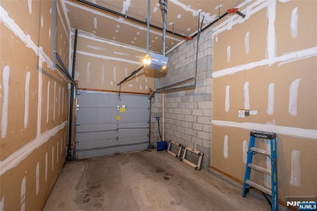 4101 Schindler Lane, Wayne, NJ 07470