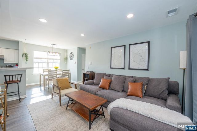 4101 Schindler Lane, Wayne, NJ 07470