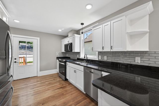 4425 Park Avenue, Minneapolis, MN 55407