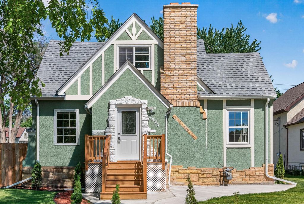 4425 Park Avenue, Minneapolis, MN 55407