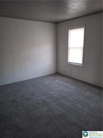 2422 Freemansburg Avenue, Northampton Boro, PA 18042