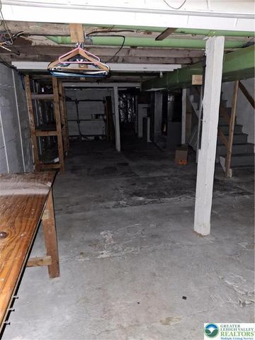 2422 Freemansburg Avenue, Northampton Boro, PA 18042