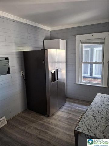 2422 Freemansburg Avenue, Northampton Boro, PA 18042