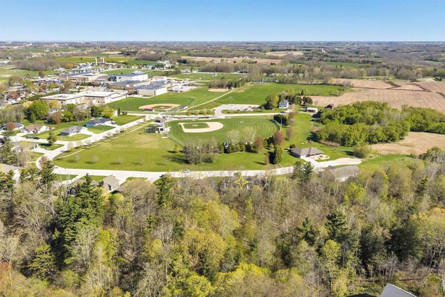 531 DIAMOND RIDGE CIRCLE, Denmark, WI 54208