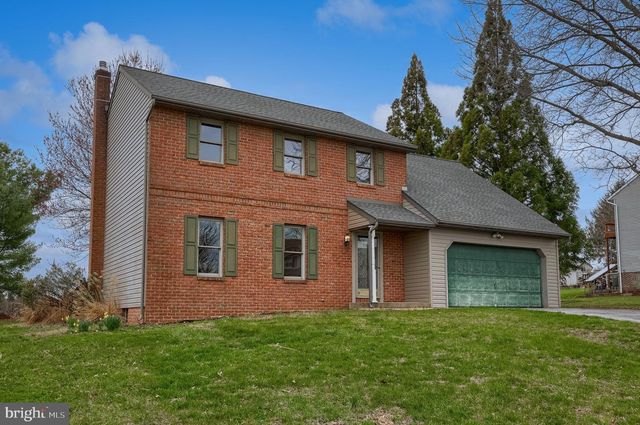 1001 REBECCA DR, Lititz, PA 17543