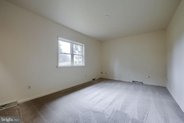 1001 REBECCA DR, Lititz, PA 17543