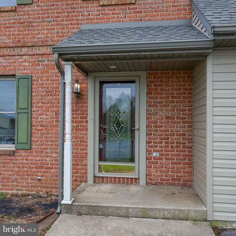 1001 REBECCA DR, Lititz, PA 17543