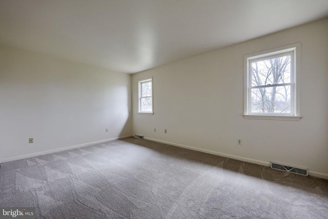 1001 REBECCA DR, Lititz, PA 17543