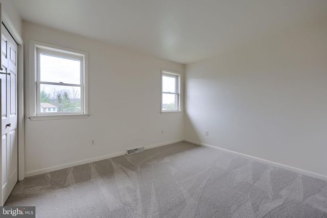 1001 REBECCA DR, Lititz, PA 17543