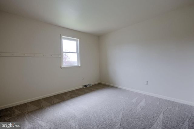 1001 REBECCA DR, Lititz, PA 17543