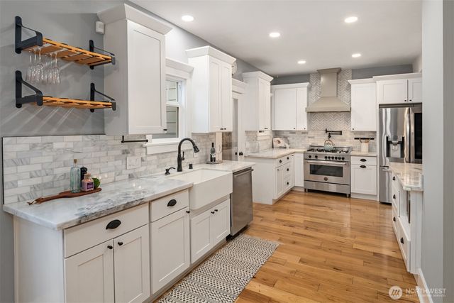 7506 16th Avenue NW, Seattle, WA 98117