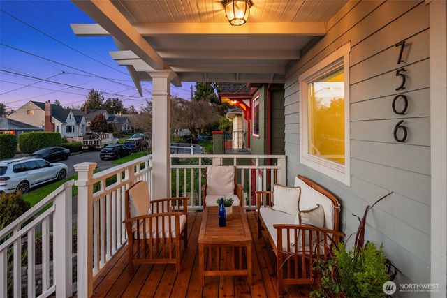 7506 16th Avenue NW, Seattle, WA 98117