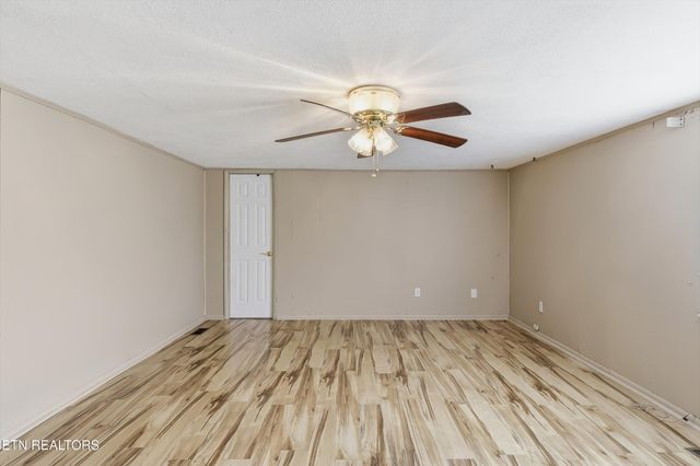 5707 Daniels Rd, Knoxville, TN 37938