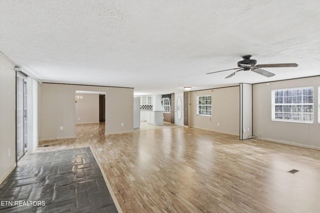 5707 Daniels Rd, Knoxville, TN 37938