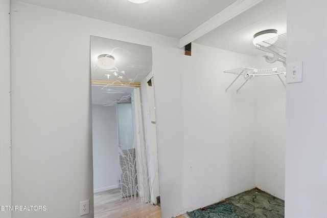 5707 Daniels Rd, Knoxville, TN 37938