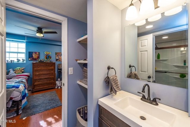 2333 Louita Avenue, Kingsport, TN 37660