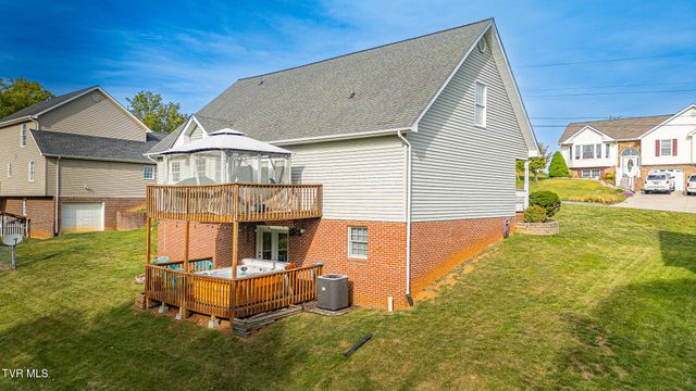 2333 Louita Avenue, Kingsport, TN 37660