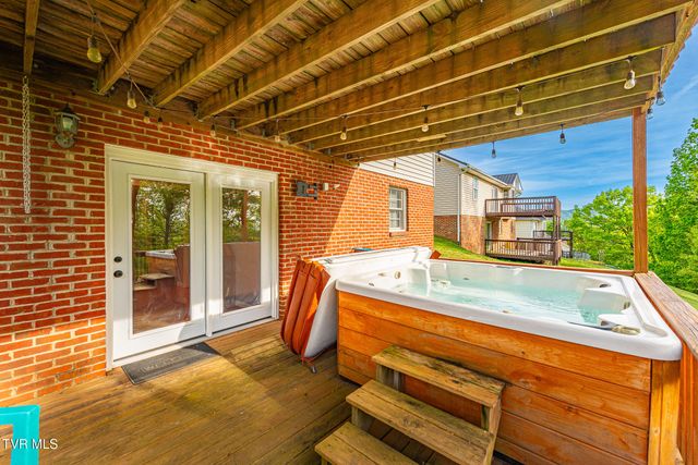 2333 Louita Avenue, Kingsport, TN 37660