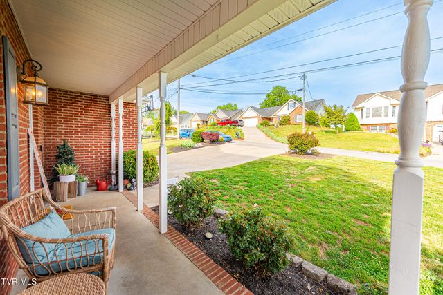 2333 Louita Avenue, Kingsport, TN 37660