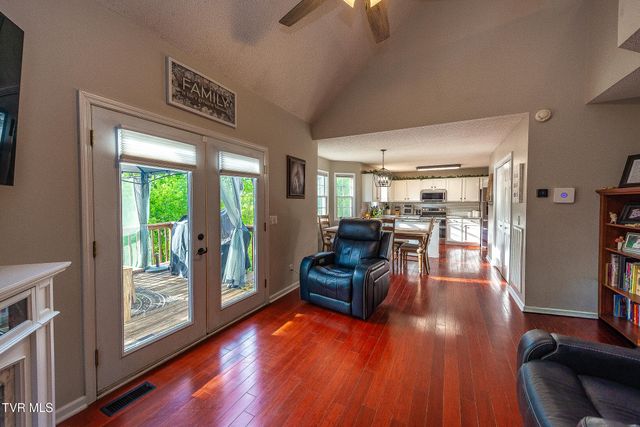 2333 Louita Avenue, Kingsport, TN 37660