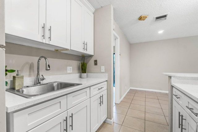 16 Crossings Circle D, Boynton Beach, FL 33435