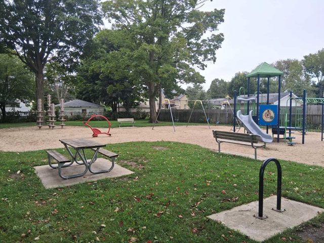 1721 Saint Clair STREET, Racine, WI 53402