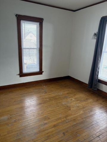 417 N 5th STREET, Manitowoc, WI 54220