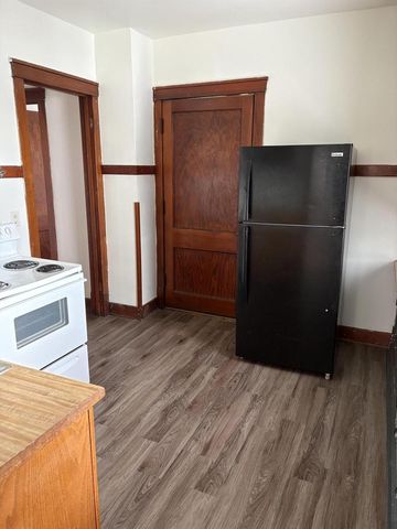 417 N 5th STREET, Manitowoc, WI 54220