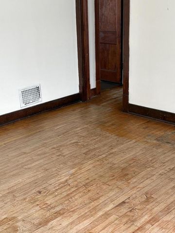 417 N 5th STREET, Manitowoc, WI 54220