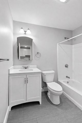 9 Needhams Landing Road 107, Lynn, MA 01905