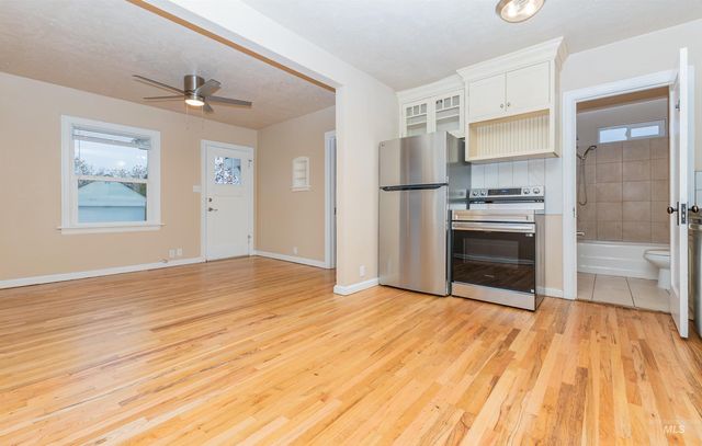 212 E Washington Ave, Nampa, ID 83686