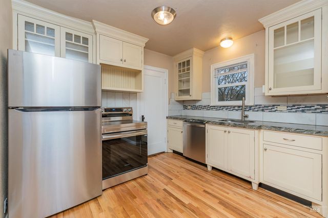 212 E Washington Ave, Nampa, ID 83686